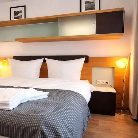 Hotel Check-inn - Free Parking Offenbach am Main